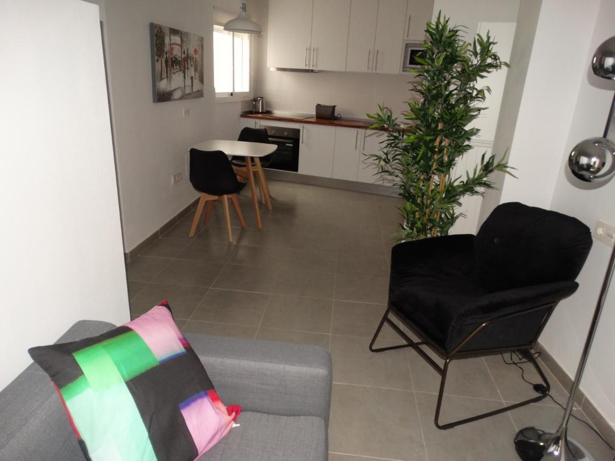 Malaga Apartamentos - Jinetes, 23 エクステリア 写真